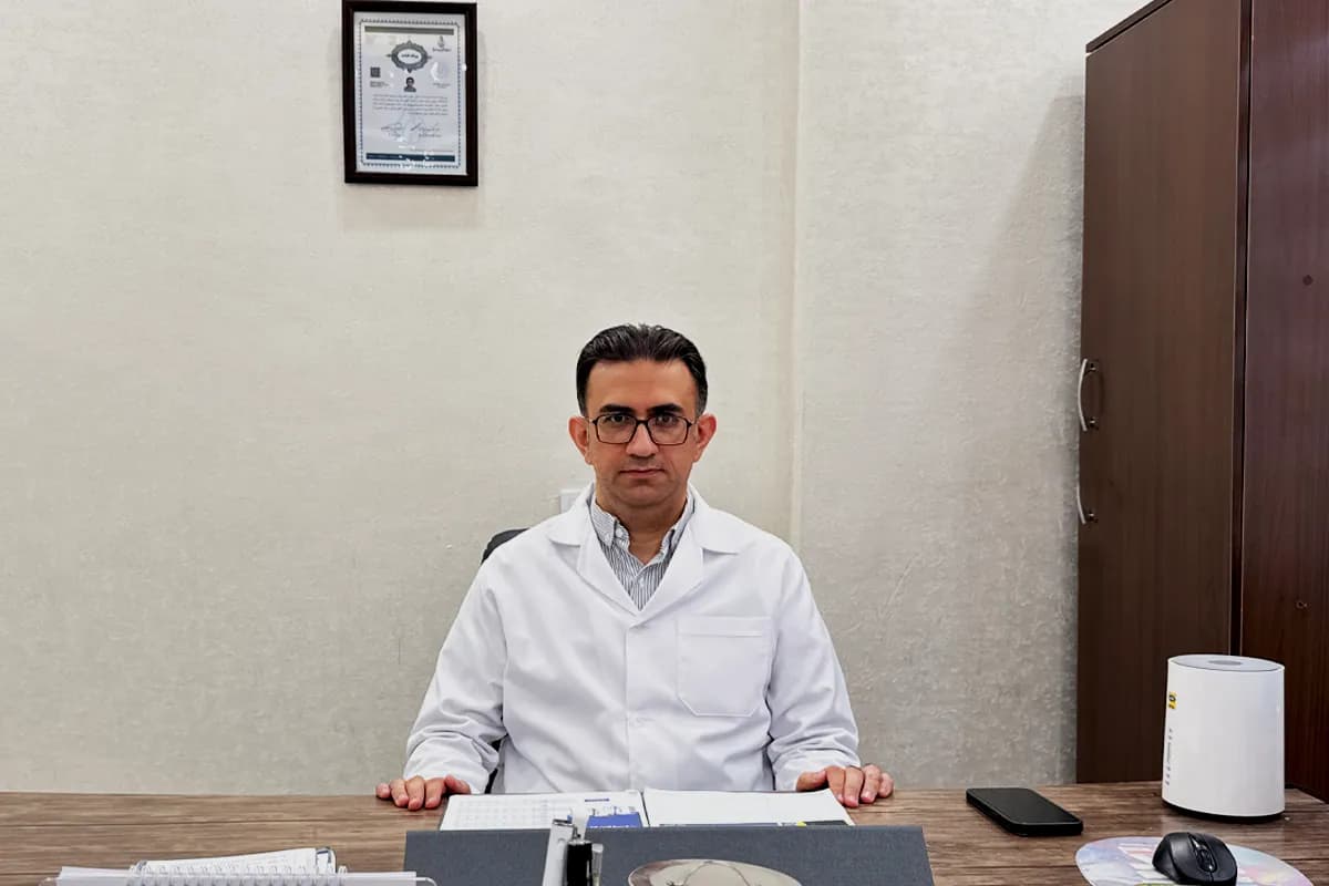 دکتر بهزاد پور مختاری